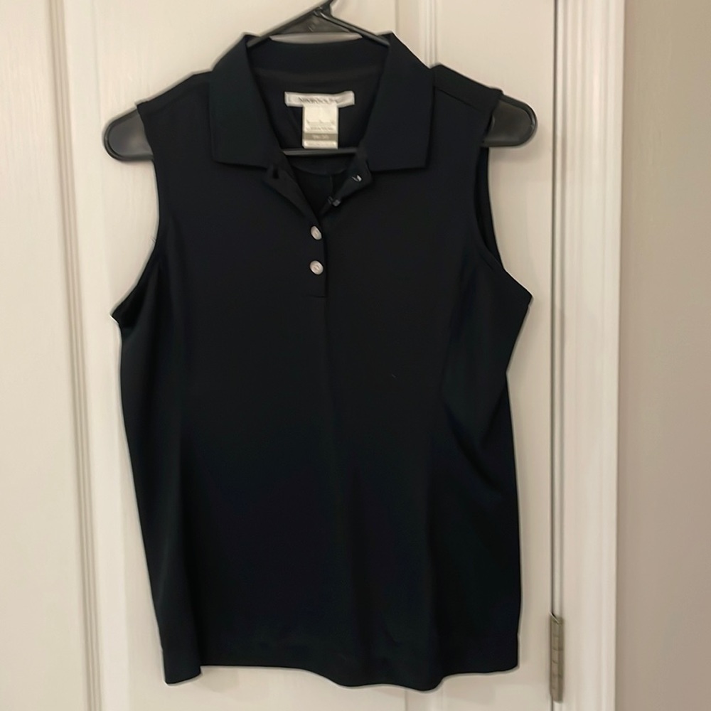 Nike Golf women’s sleeveless polo shirt
